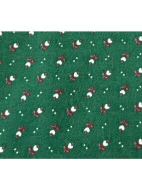 Green Cotton Fabric Tiny Hearts Pattern 21x27" Festive Holiday Quilting Crafting